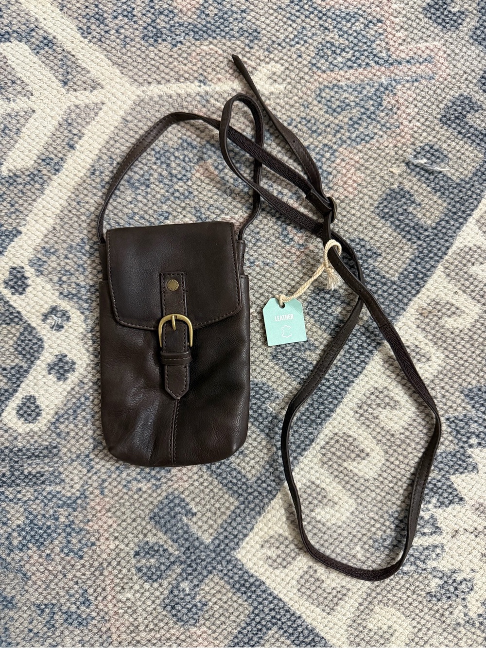 Fat Face Soft chocolate Brown Leather Crossbody Phone Pouch - NWT